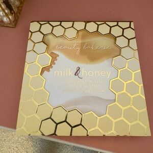 Beauty bakerie highlight pallete